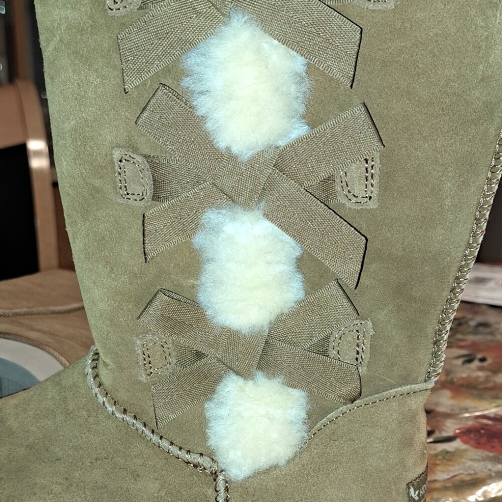 Koolaburra by Ugg boot